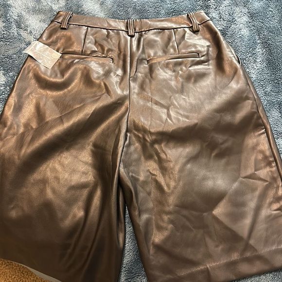 Internacional Concepts Inc. faux leather shorts - Picture 6 of 9